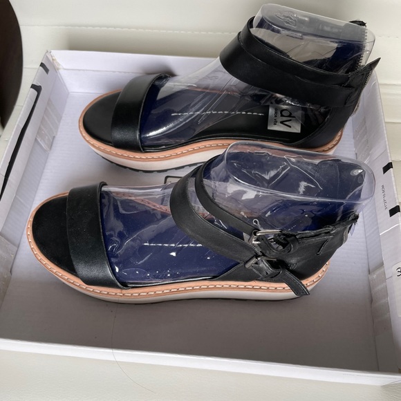 Dolce Vita platform sandals NWOT | ⭐️ HOST PICK ⭐️ - Picture 4 of 4